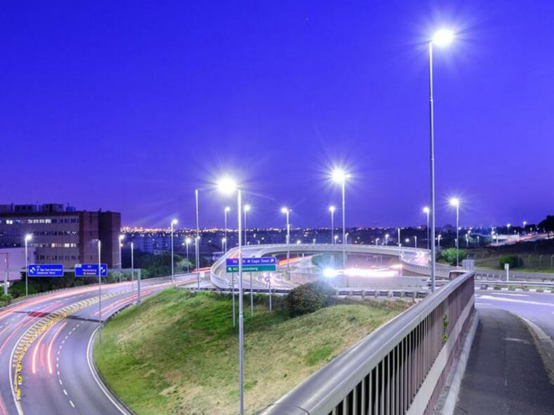 Lampu jalanan LED: lampu hijau untuk kota masa depan